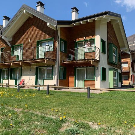 Апартаменты Bilocale Enjoy Тему Экстерьер фото