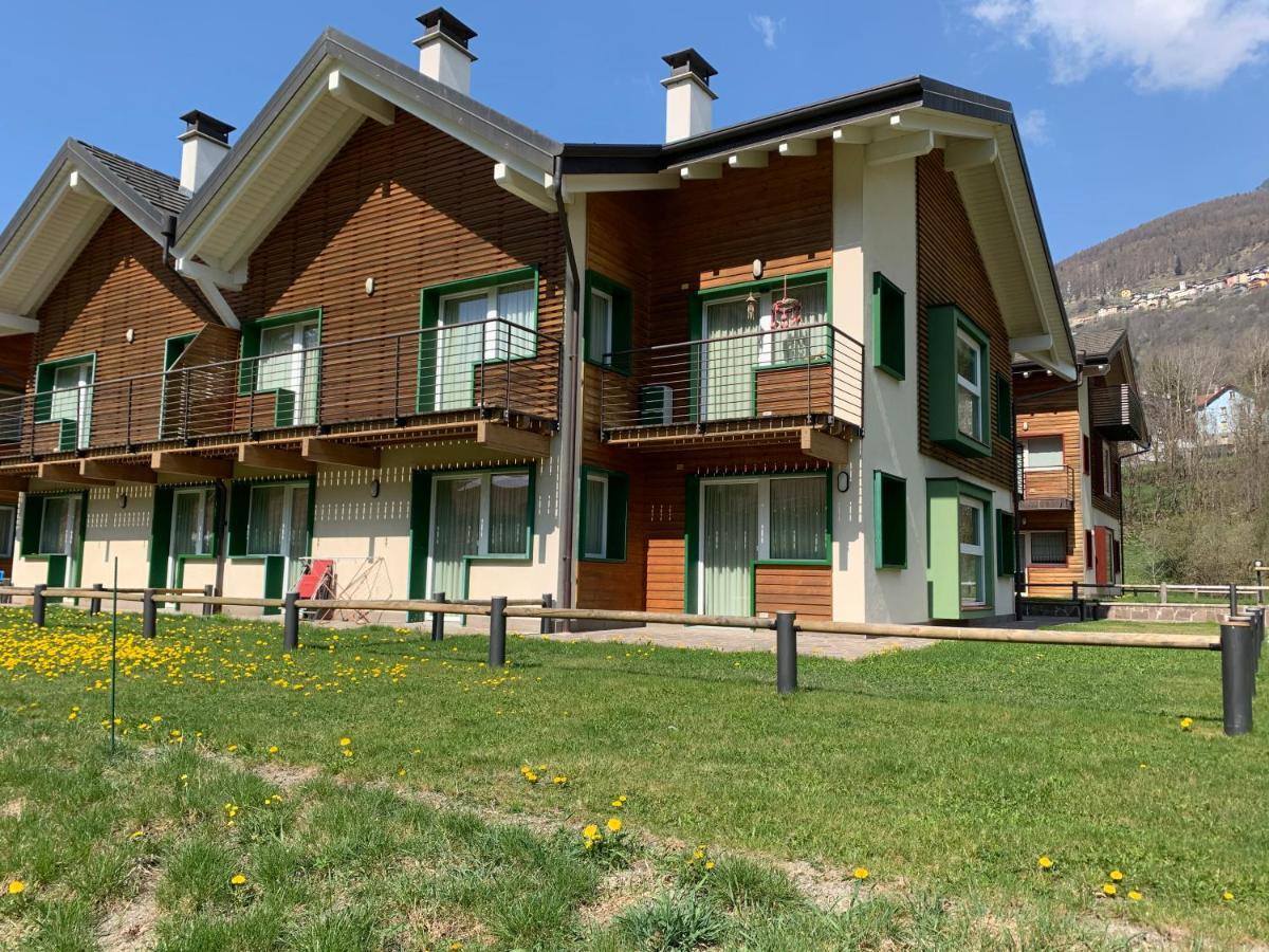 Апартаменты Bilocale Enjoy Тему Экстерьер фото